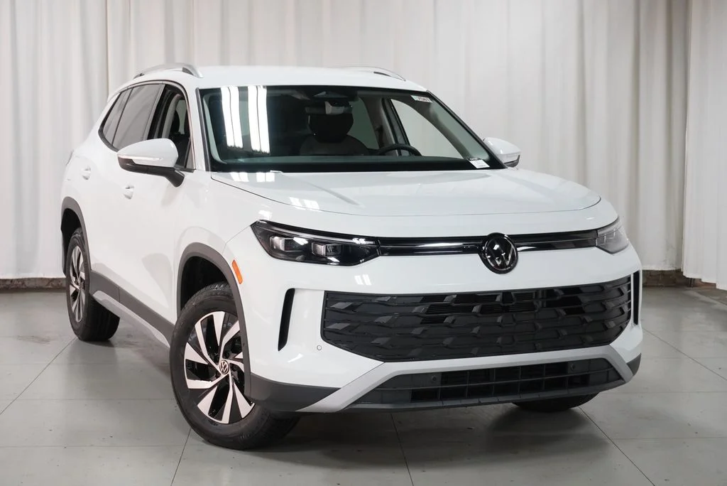 New 2026 Pure White Volkswagen 2.0T S image 4