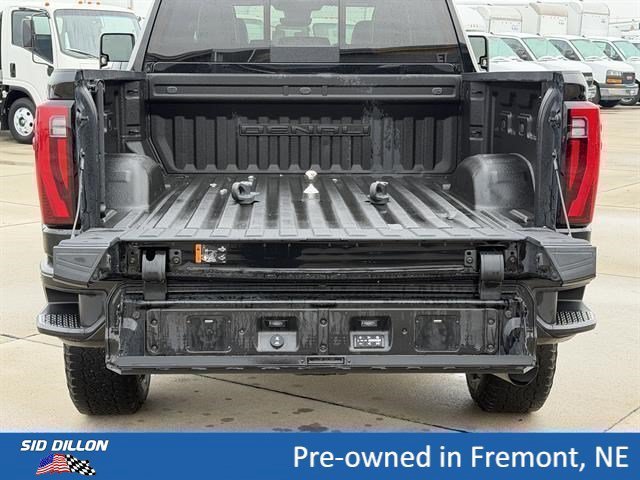 Used 2024 Onyx Black GMC Denali Ultimate image 5