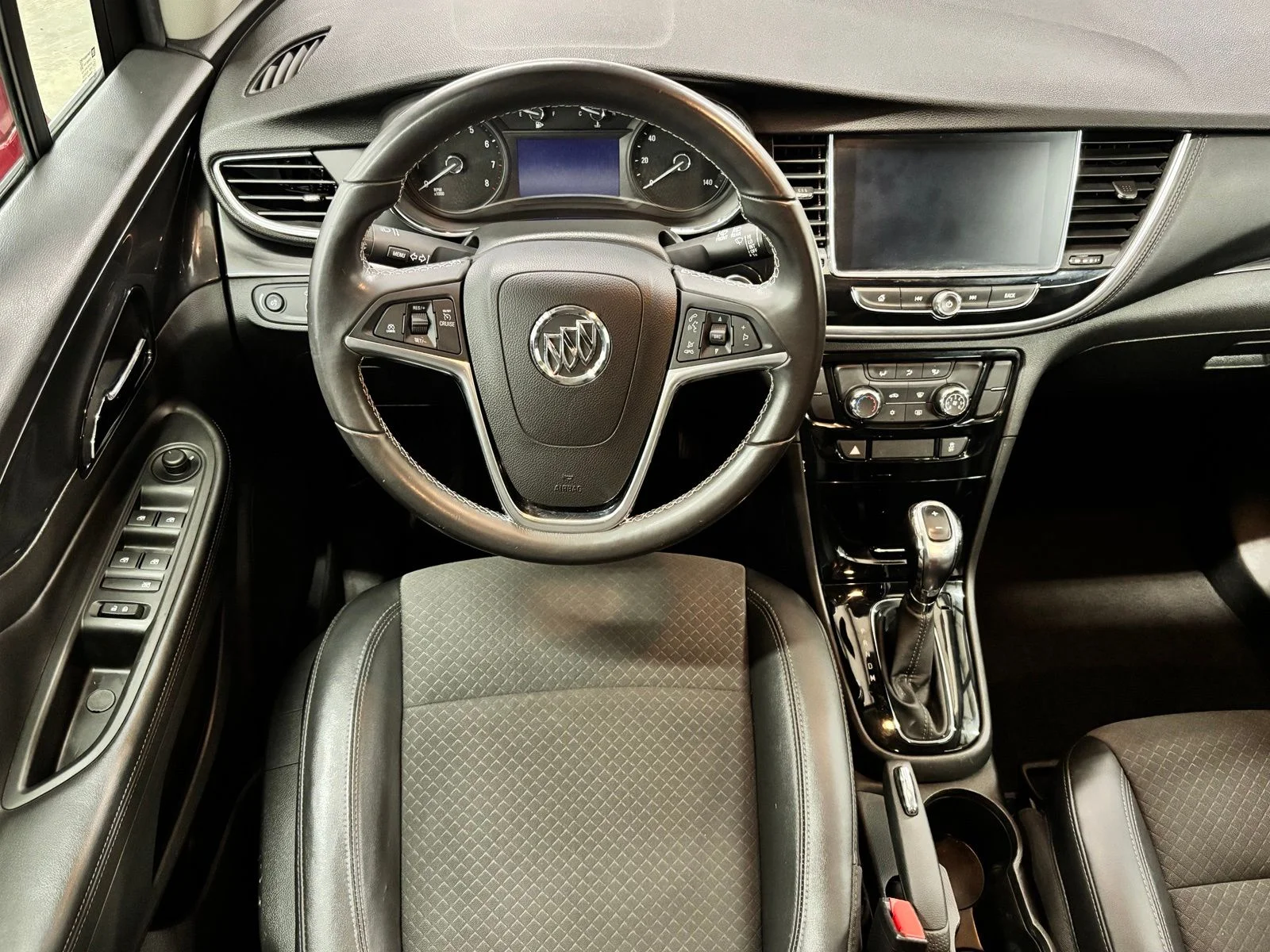 Used 2019 Red Buick Preferred image 12