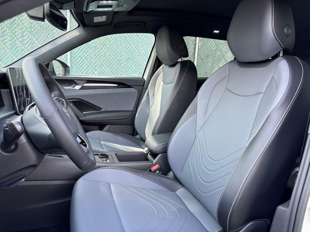 New 2026 Sandstone Volkswagen 2.0T SE R-Line Black image 3