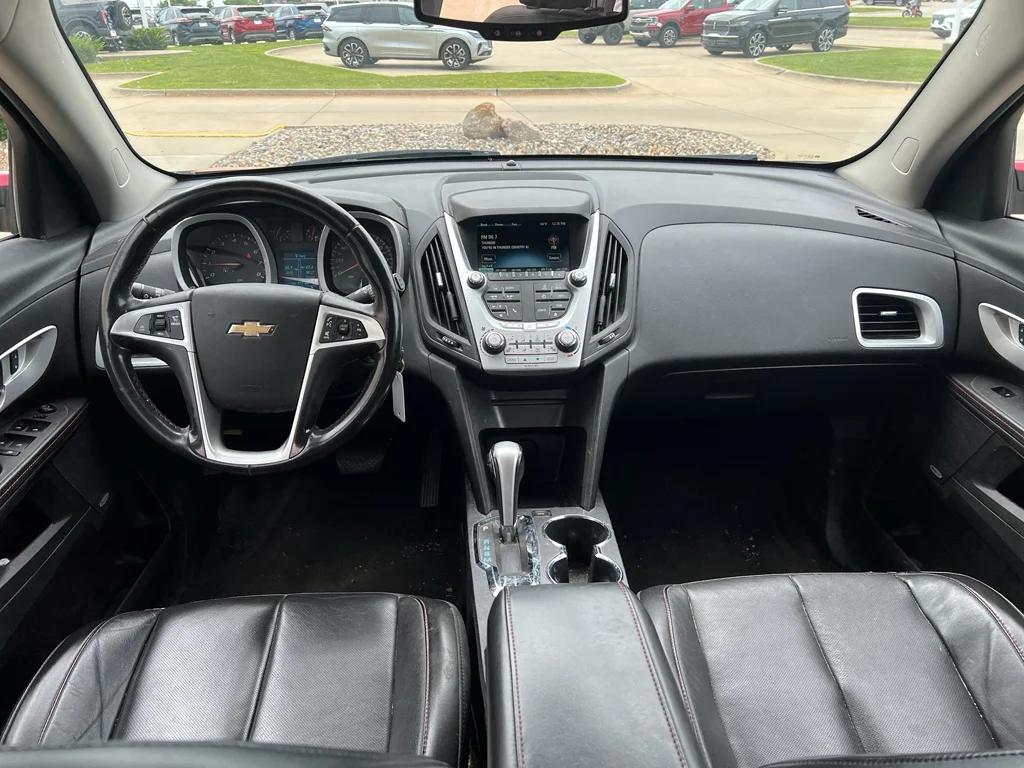 Used 2015 Chevrolet Equinox 2LT with VIN 1GNFLGEK1FZ136704 for sale in Pella, IA