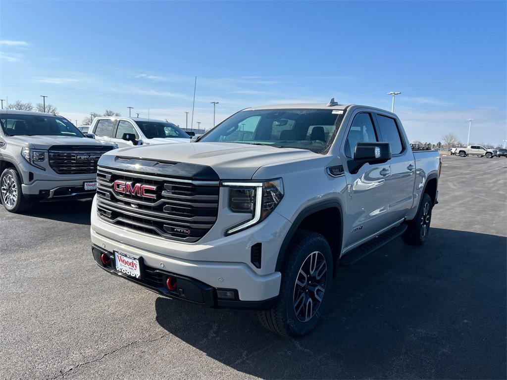2026 GMC SIERRA - Image 3