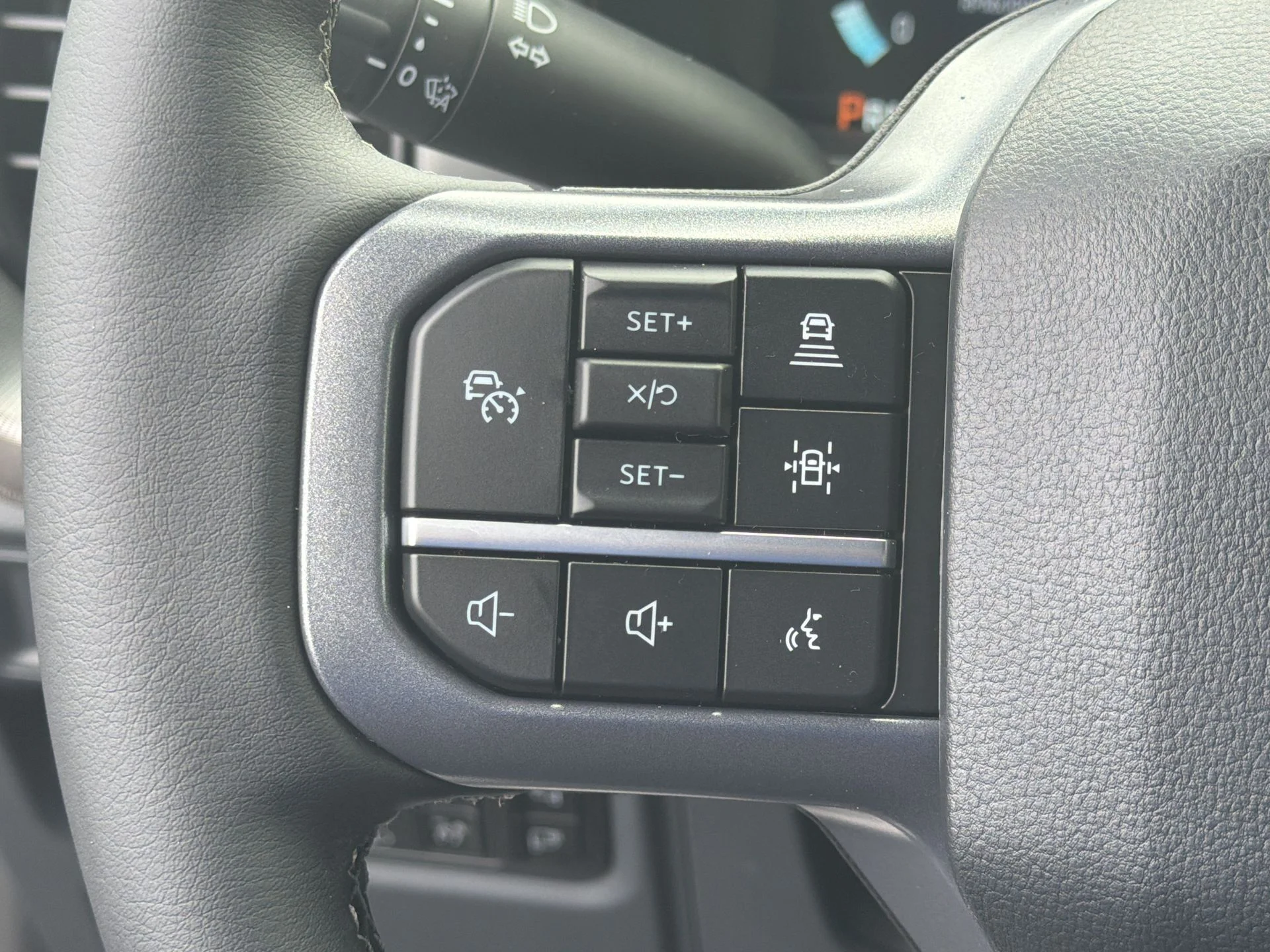 New 2026 Agate Black Metallic Ford Lariat® image 19
