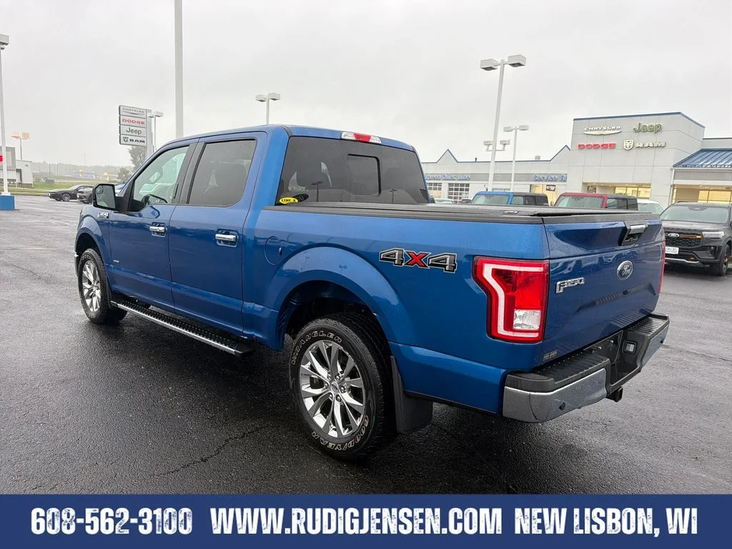 Used 2017 Blue Ford XLT image 3