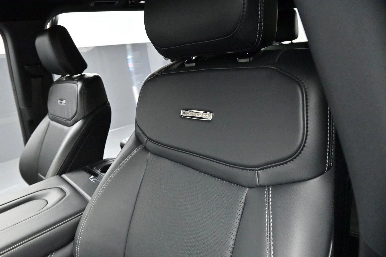 Used 2025 Black Ford Platinum image 21