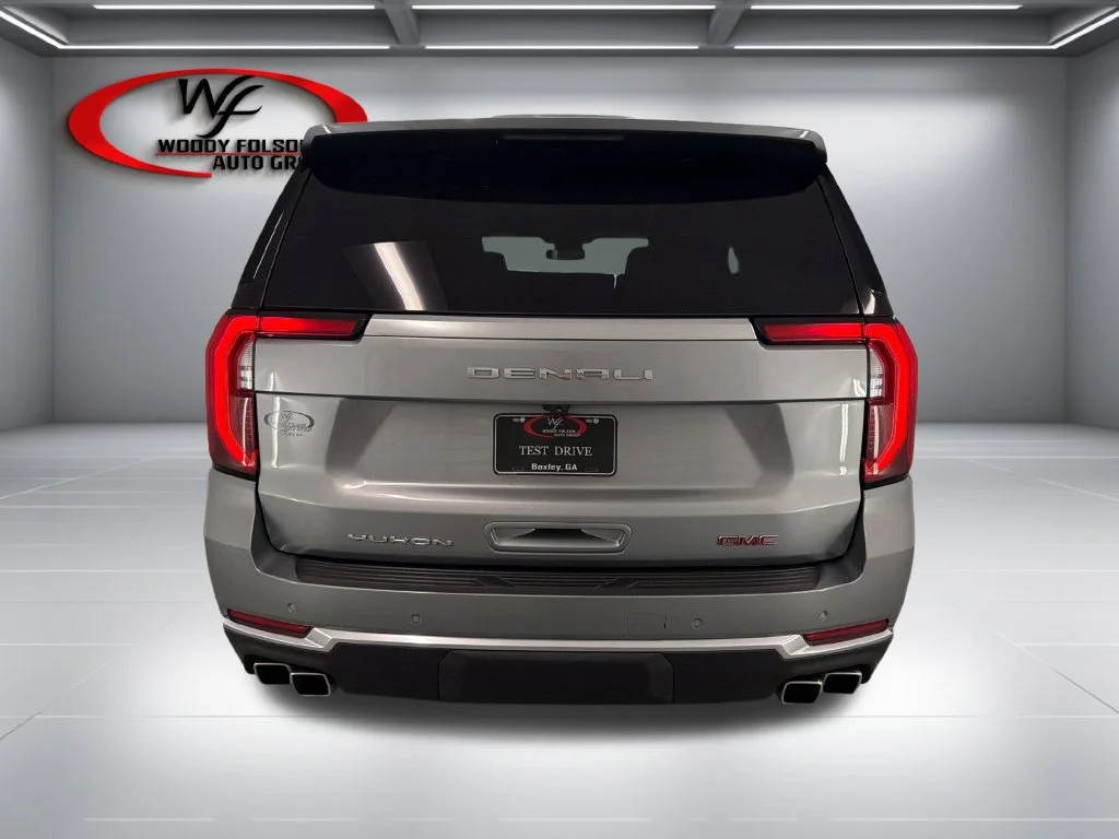 Used 2025 Sterling Metallic GMC Denali image 7