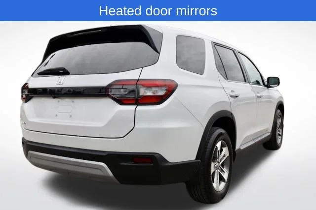 Used 2025 White Honda EX-L image 12