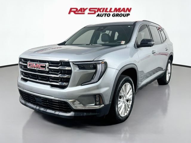 Used 2024 Silver GMC Elevation image 3
