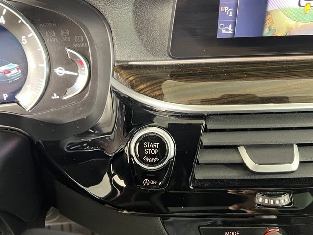 Used 2019 Silver BMW 530i image 29