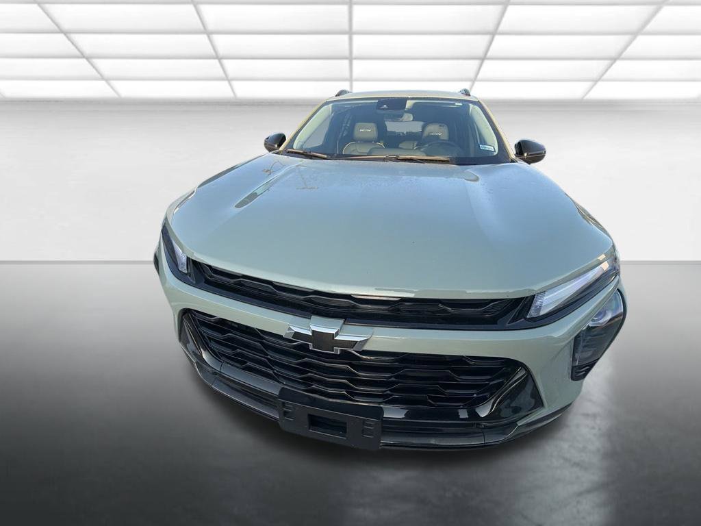 Used 2024 Cacti Green Chevrolet ACTIV image 6