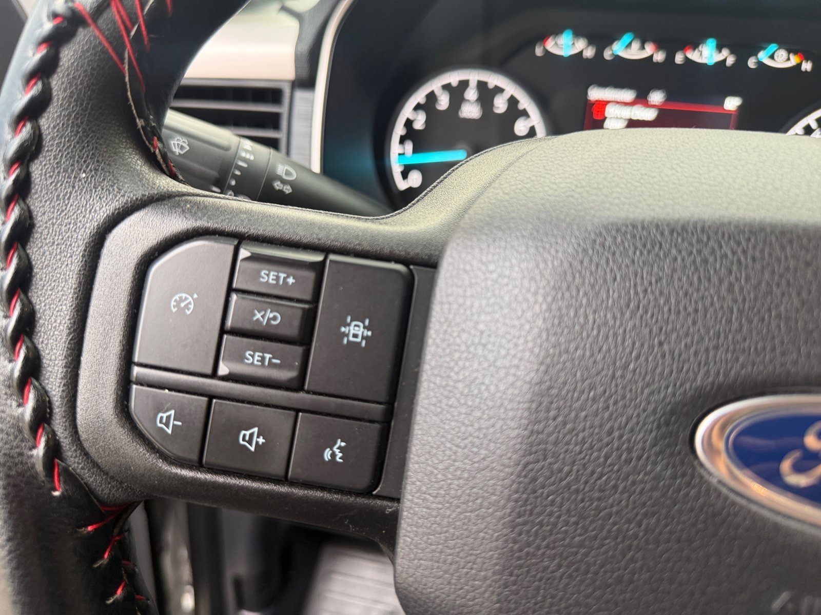 Certified Used 2021 Oxford White Ford XL image 24