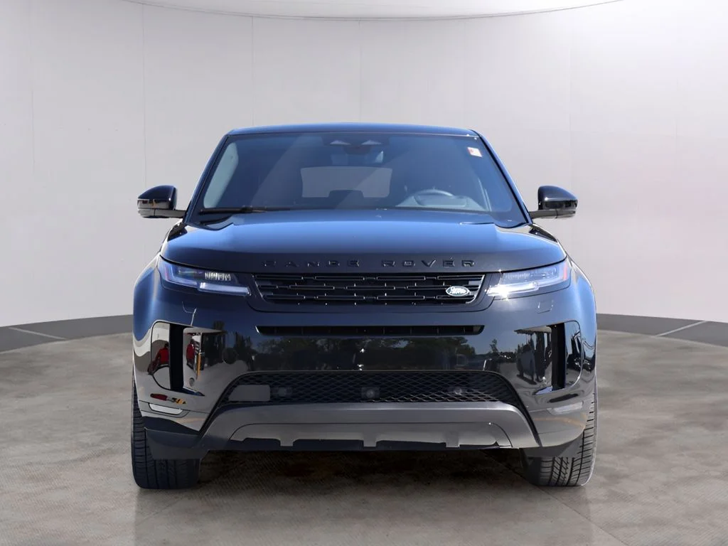 Used 2026 Santorini Black Metallic Land Rover S image 2