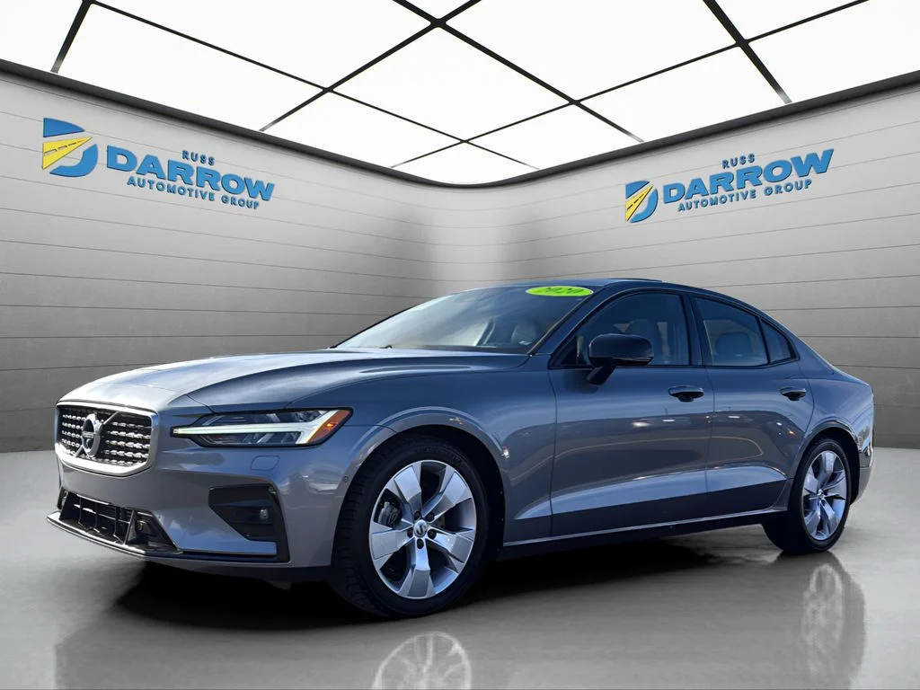 2020 Volvo S60 T5 R-Design's photo