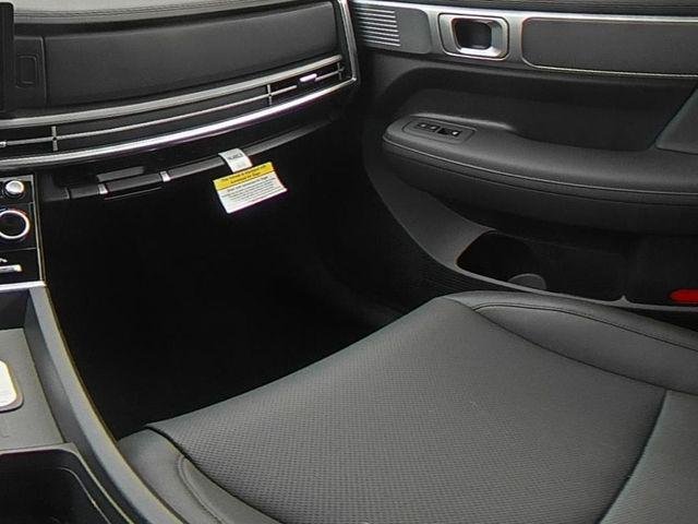 New 2027 Black Hyundai SEL AWD image 38