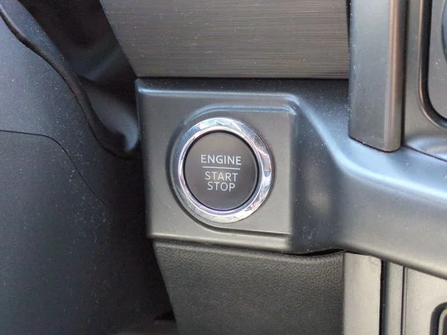 Used 2024 Blue Ford XLT image 26
