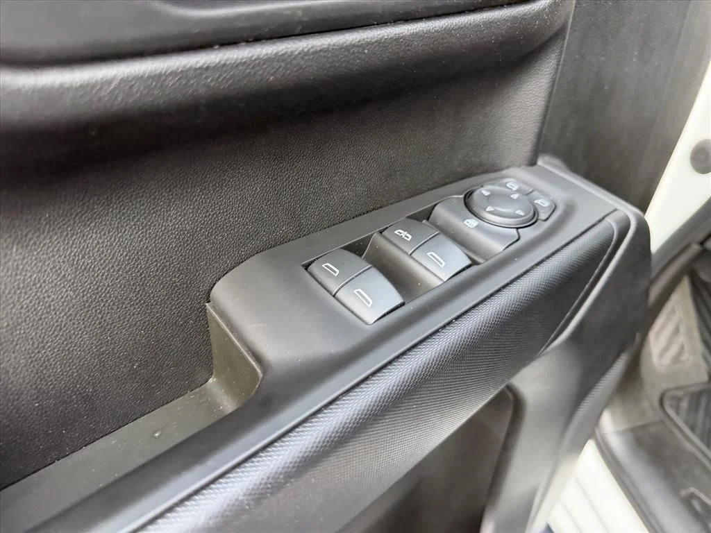 Used 2021 White Chevrolet Custom Trail Boss image 20
