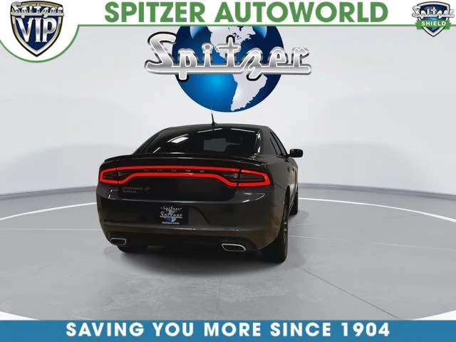 Used 2019 Gray Dodge SXT image 10