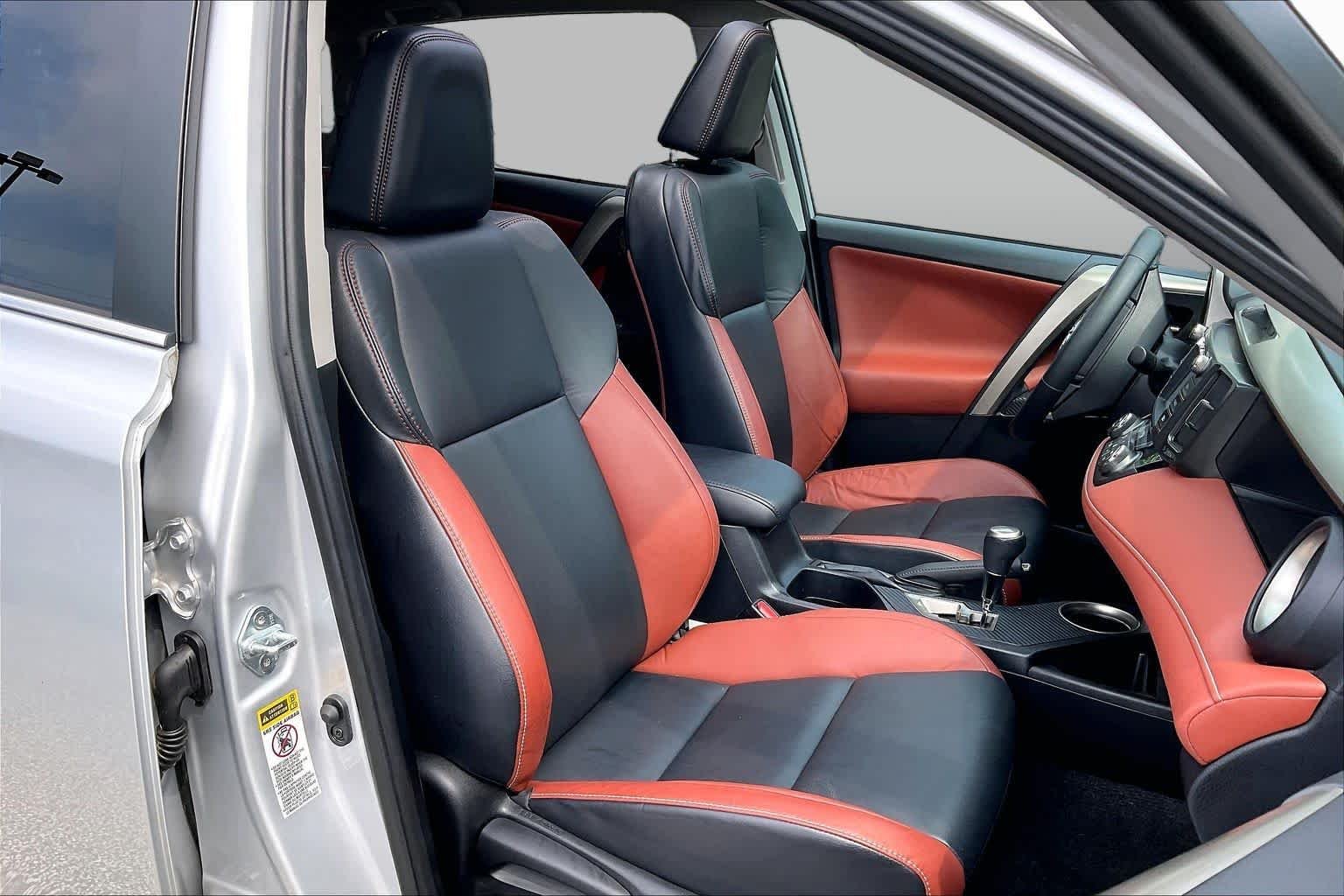 Used 2015 Classic Silver Metallic Toyota Limited image 9