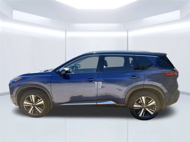Used 2023 Blue Nissan SL image 10