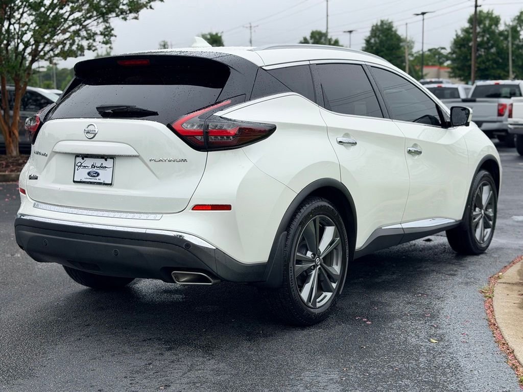 Used 2019 White Nissan Platinum image 9