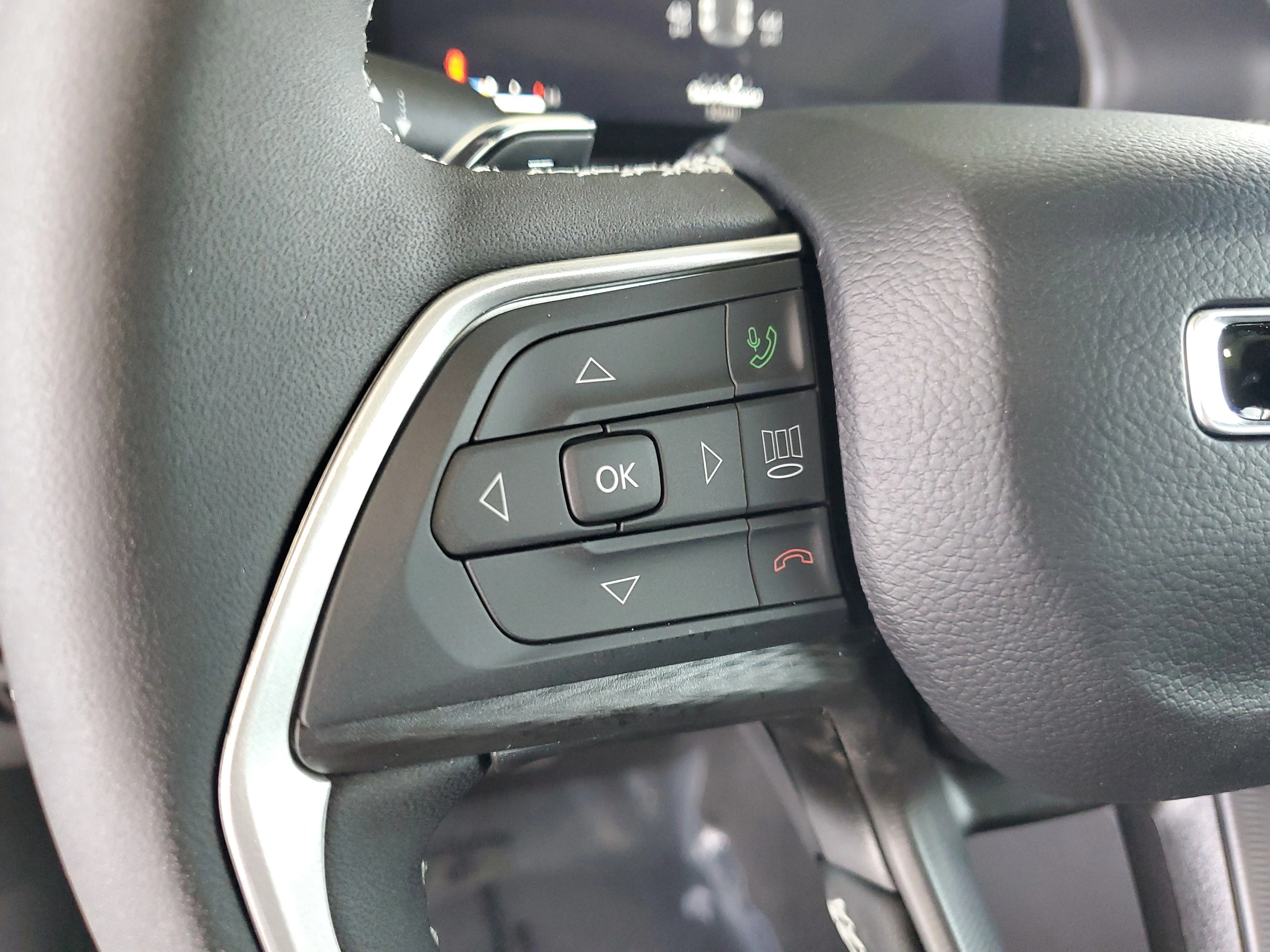 New 2026 Bright White Clearcoat Jeep Laredo X image 23