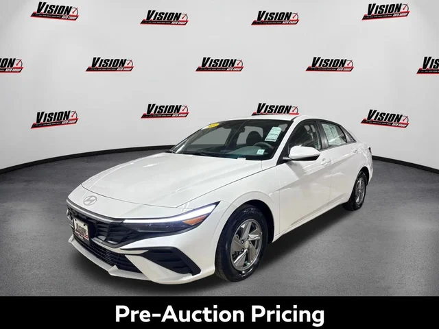 2025 Hyundai Elantra SE