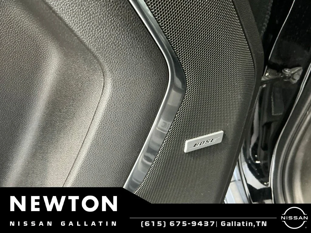 Used 2021 Onyx Black GMC SLT image 35