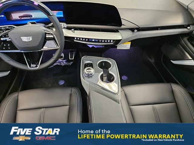 2025 Cadillac OPTIQ Luxury 1 - Photo 9