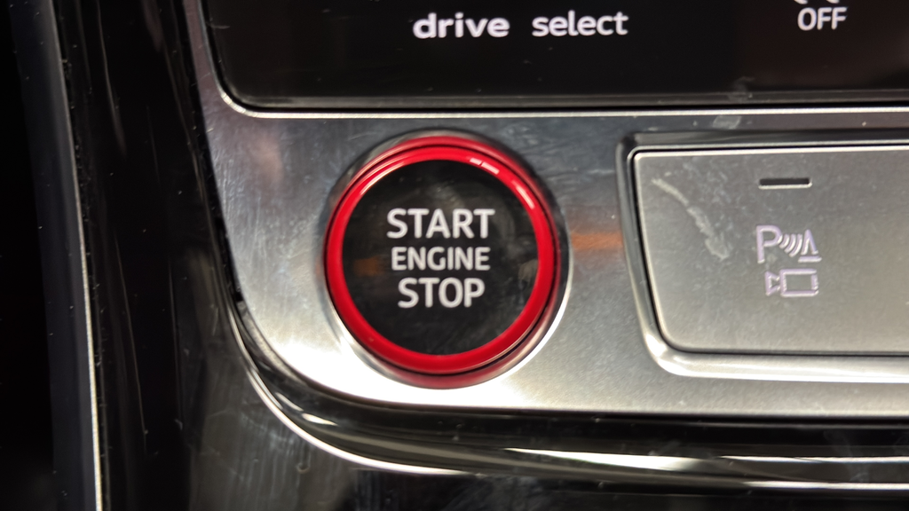 Used 2024 Black Metallic Audi 4.0T image 24
