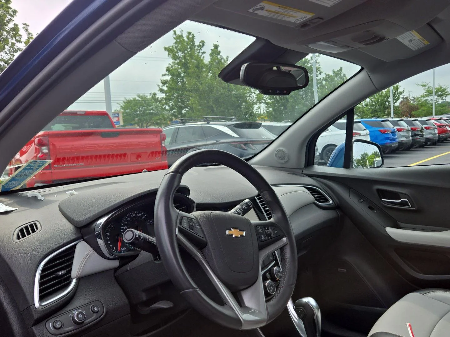 Used 2019 Pacific Blue Metallic Chevrolet Premier image 3