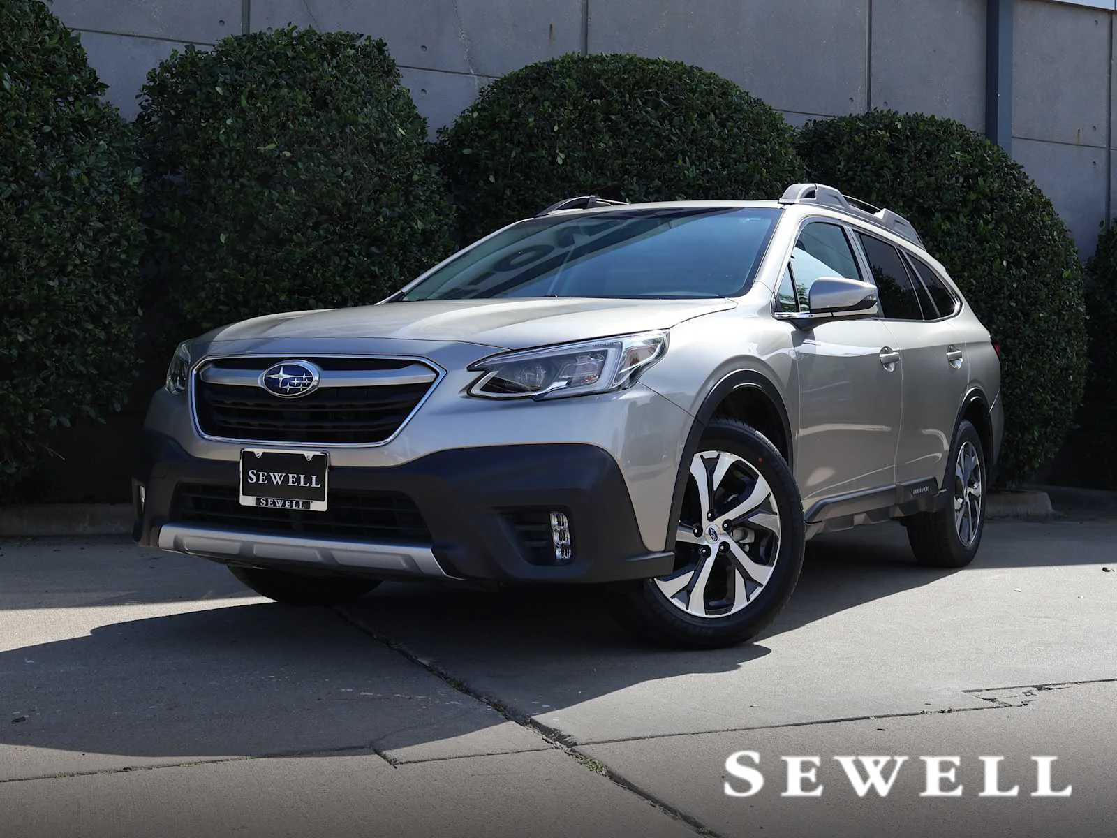 2020 Subaru Outback Limited's photo