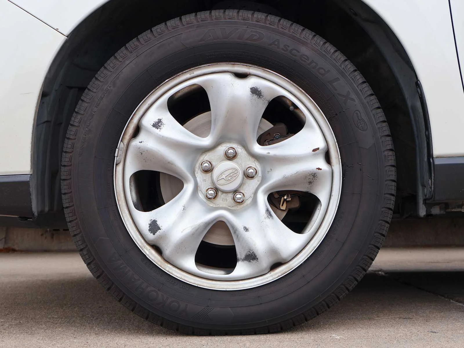 Used 2017 Crystal White Pearl Subaru  image 7