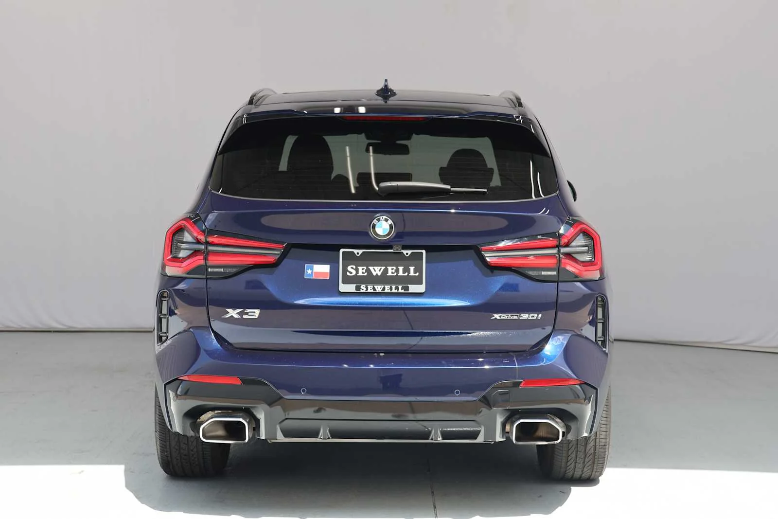 Certified Used 2022 Tanzanite Blue II Metallic BMW xDrive30i image 8