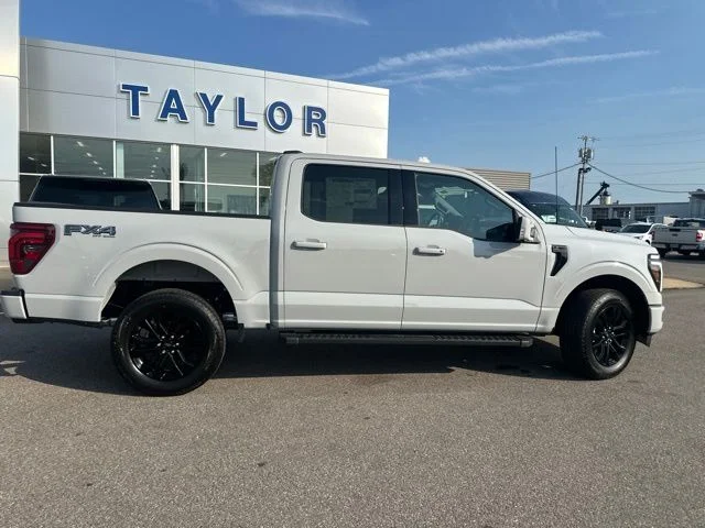New 2026 Avalanche Ford Lariat® image 19