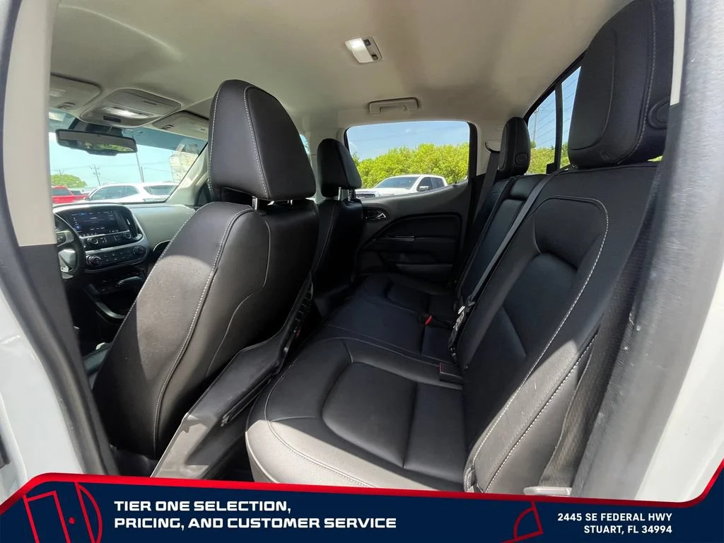 Used 2019 SUMMIT WHITE GMC 4WD SLT image 12