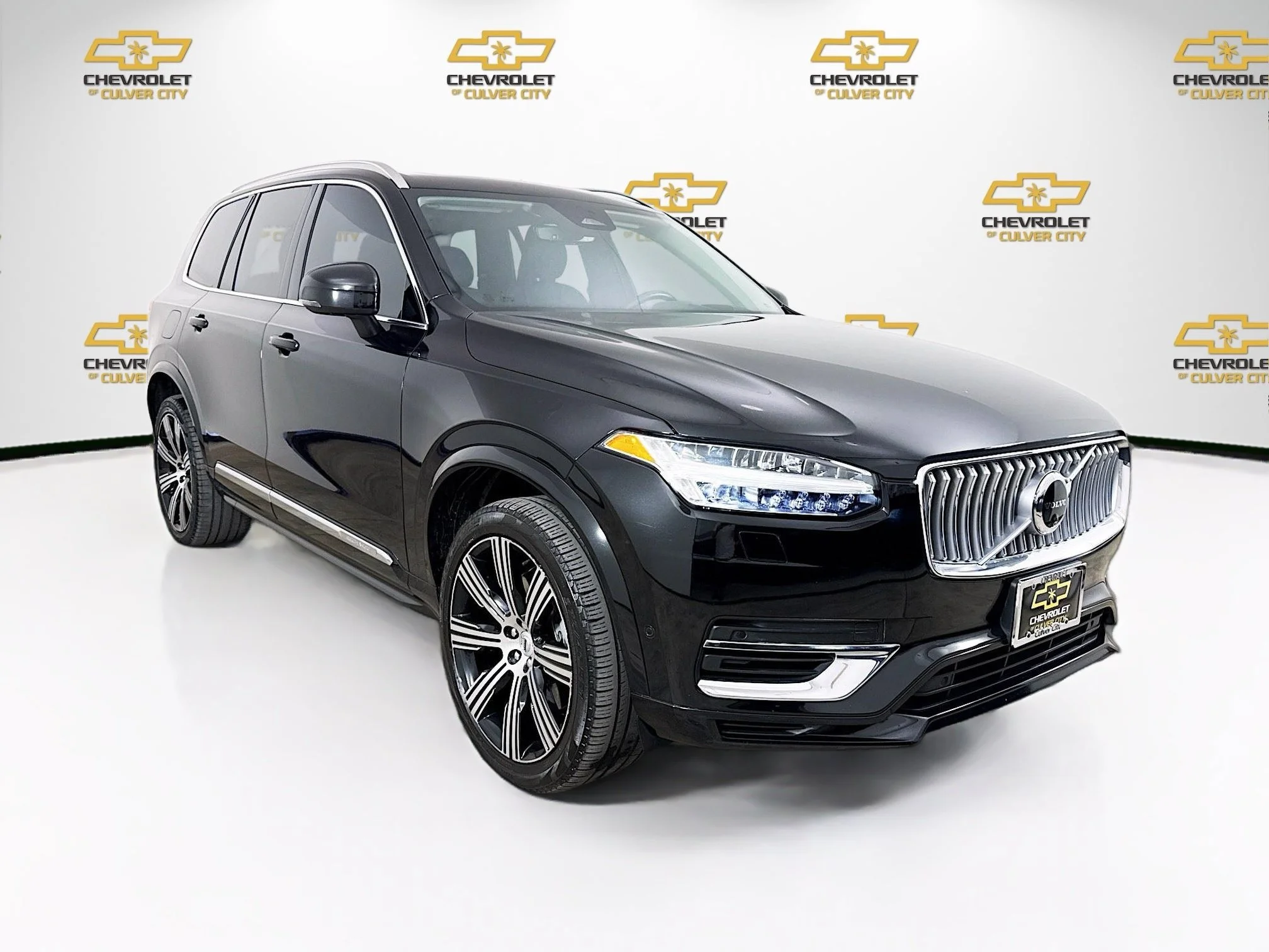 Used 2024 Black Raven Volvo Ultimate Bright Theme image 1