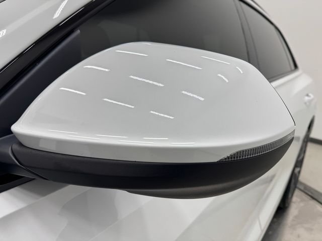 Used 2020 Glacier White Metallic Audi 55 Premium image 44