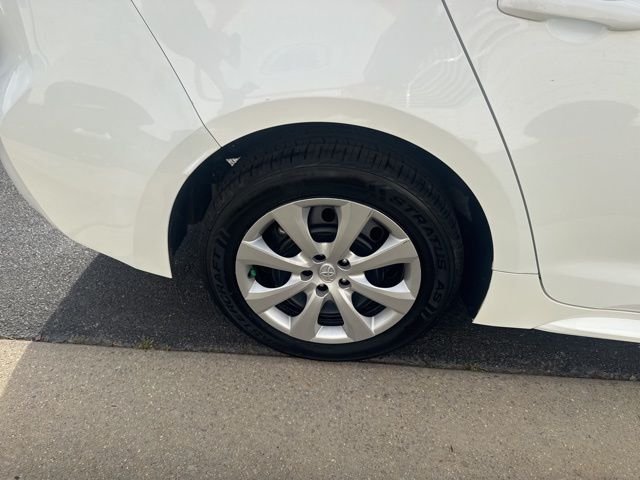 Used 2024 White Toyota LE image 12