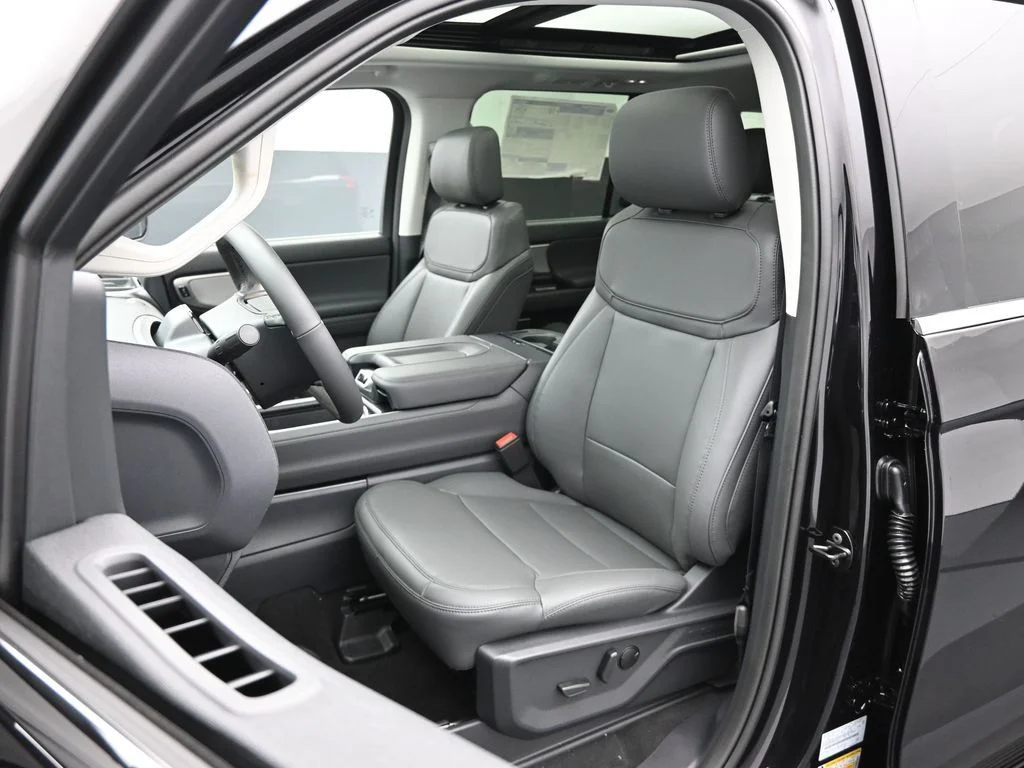 New 2026 Agate Black Metallic Ford Active image 9