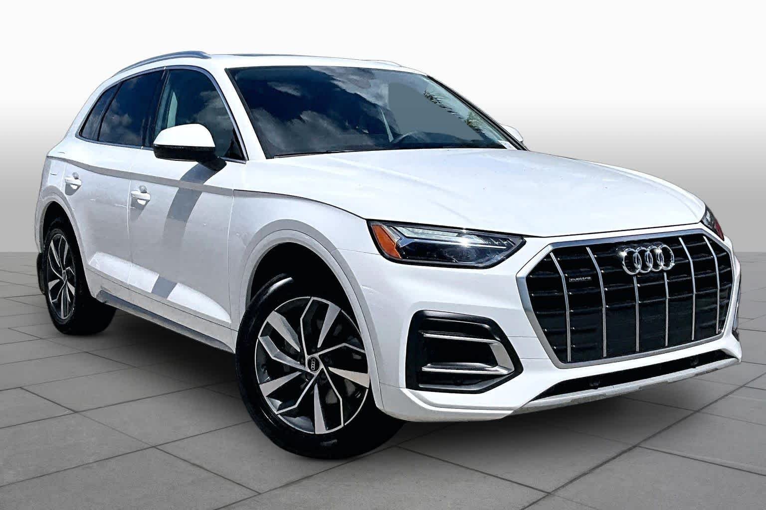 Used 2021 GLACIER WHITE METALLIC Audi Premium Plus image 3