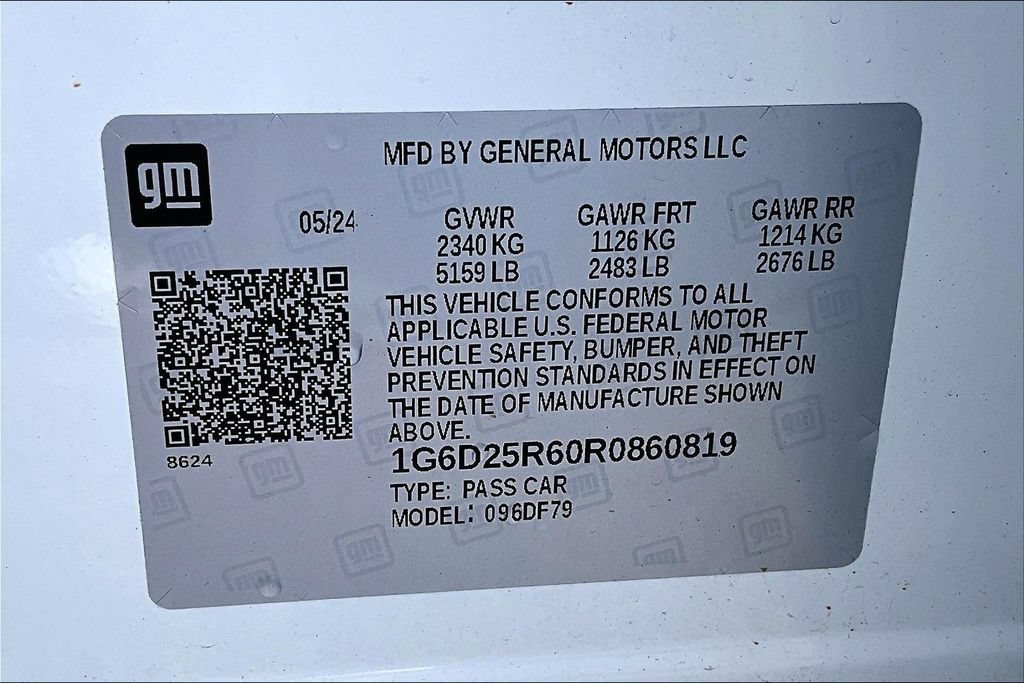 Certified Used 2024 Summit White Cadillac V-Series Blackwing image 35