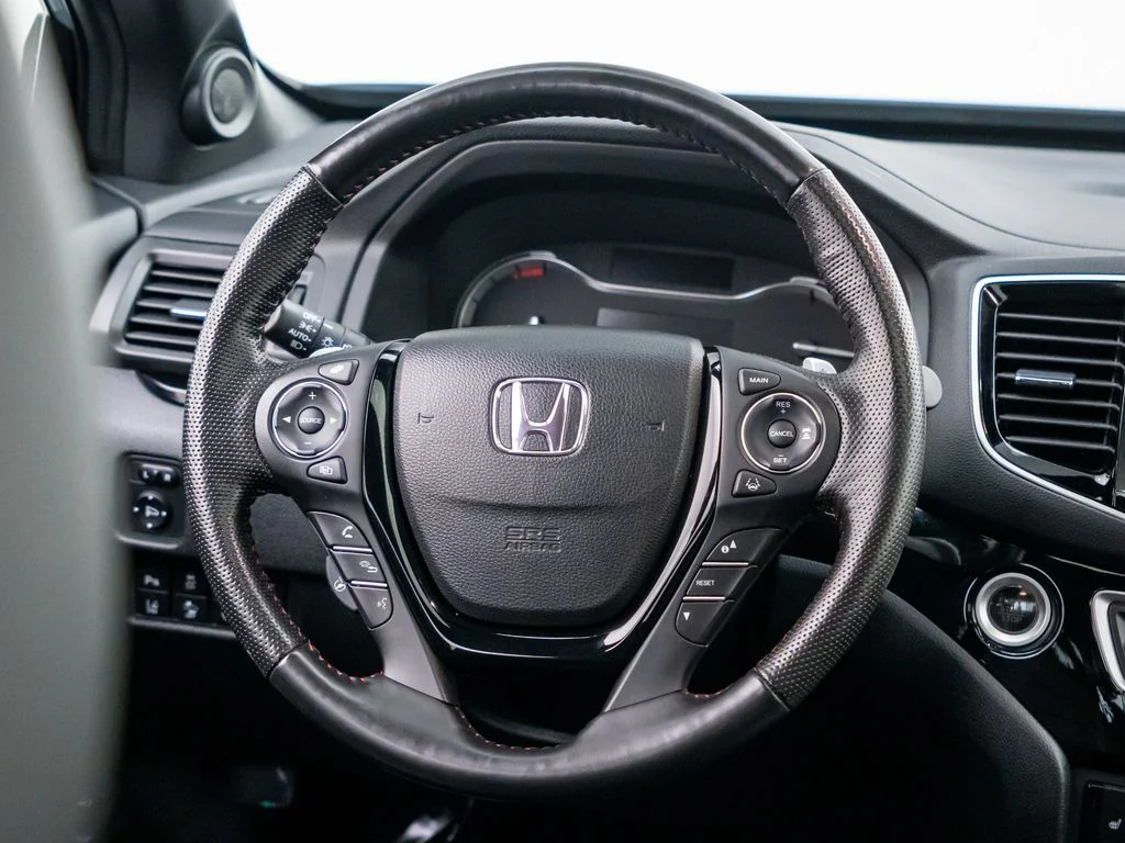 Certified Used 2023 Gray Honda Black Edition image 12