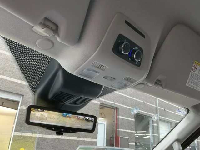 New 2026 Oxford White Ford XLT image 24
