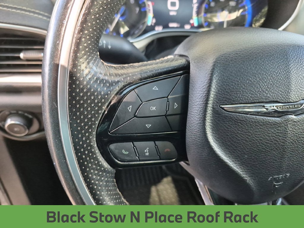 Used 2021 Ceramic Gray Clearcoat Chrysler Limited image 20