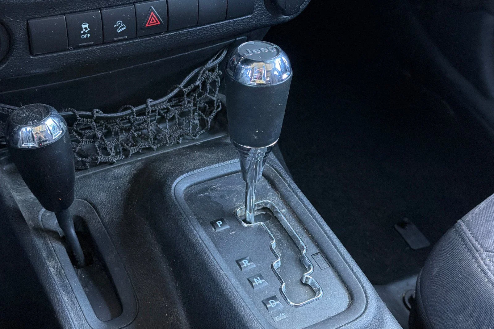 Used 2013 Black Jeep Unlimited Sport image 22