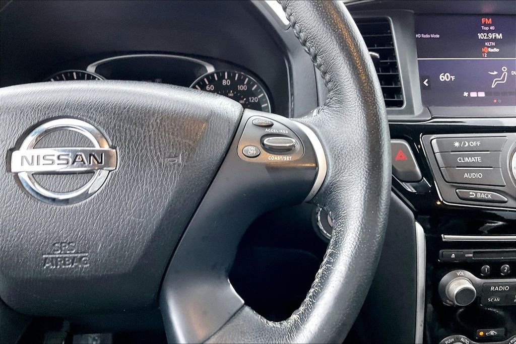Used 2018 Glacier White Nissan SV image 11