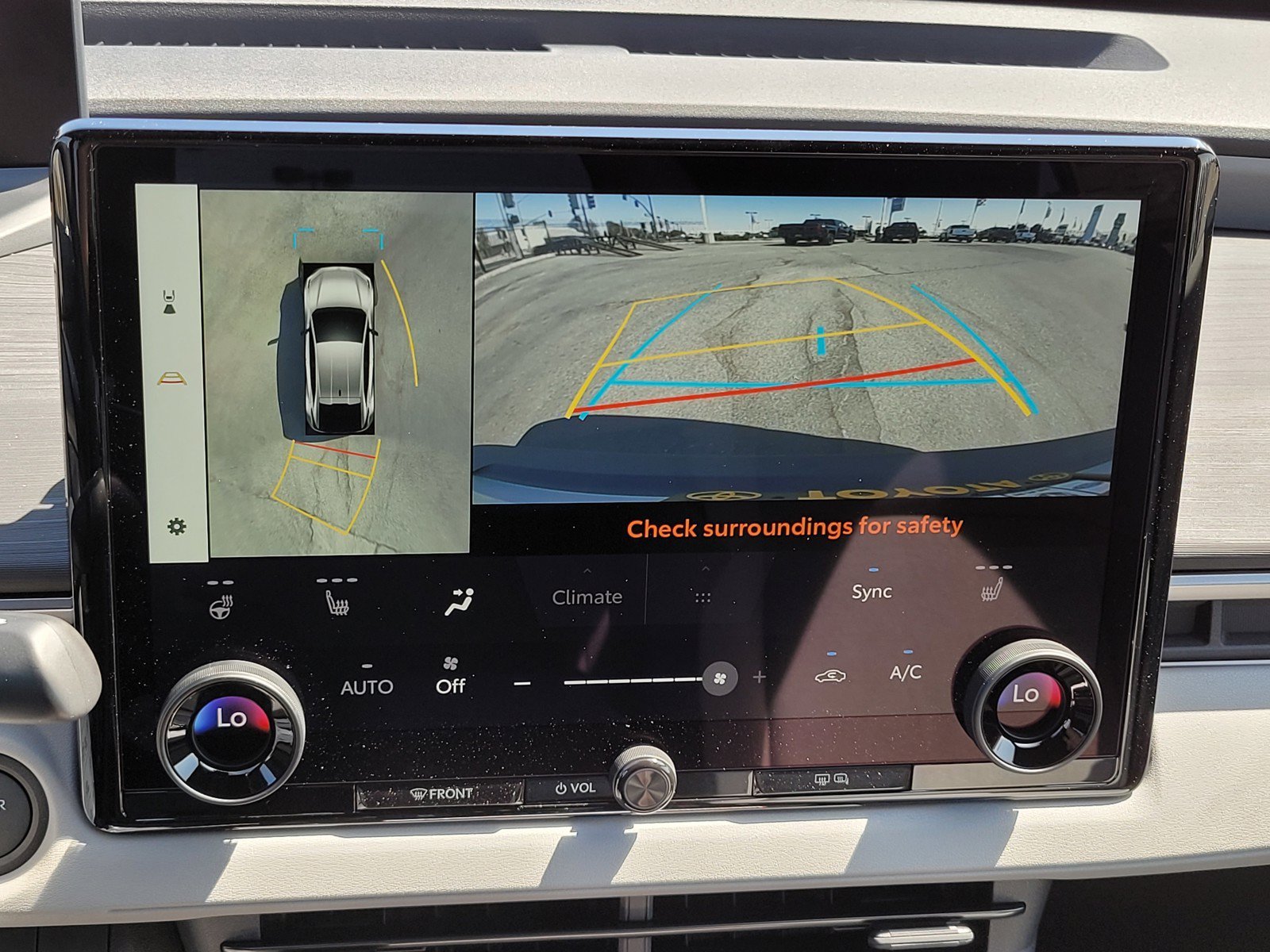 New 2026 Wind Chill Pearl <sup>1</sup> Toyota  XSE image 9