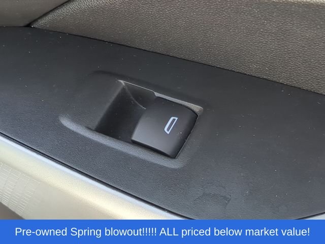 Used 2025 White Chevrolet LS image 43