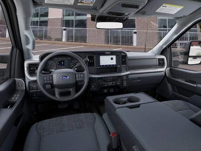 New 2027 White Ford XLT image 9