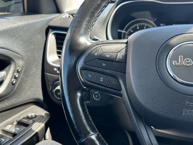 Used 2020 Beige Jeep Trailhawk image 44
